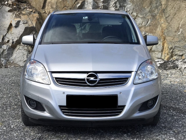 Opel Zafira 1.7CDTi 07-Places