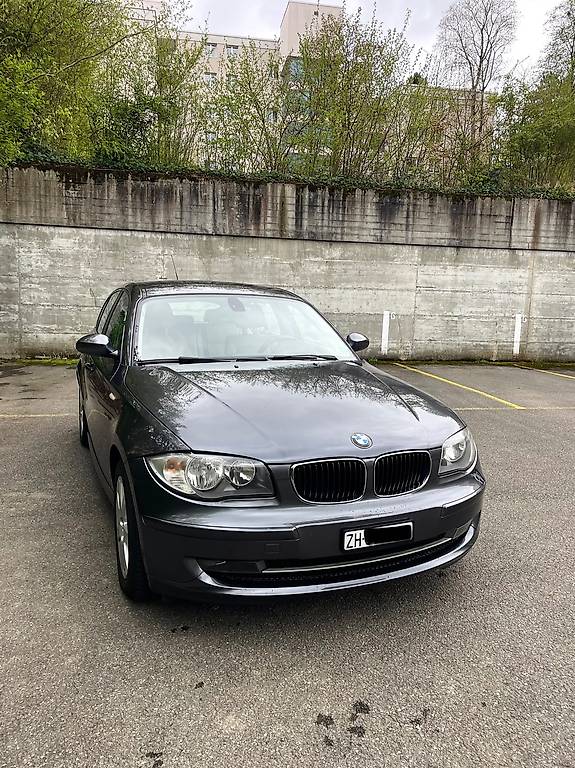 BMW 120i, Leder, Sitzheizung, top gepflegt