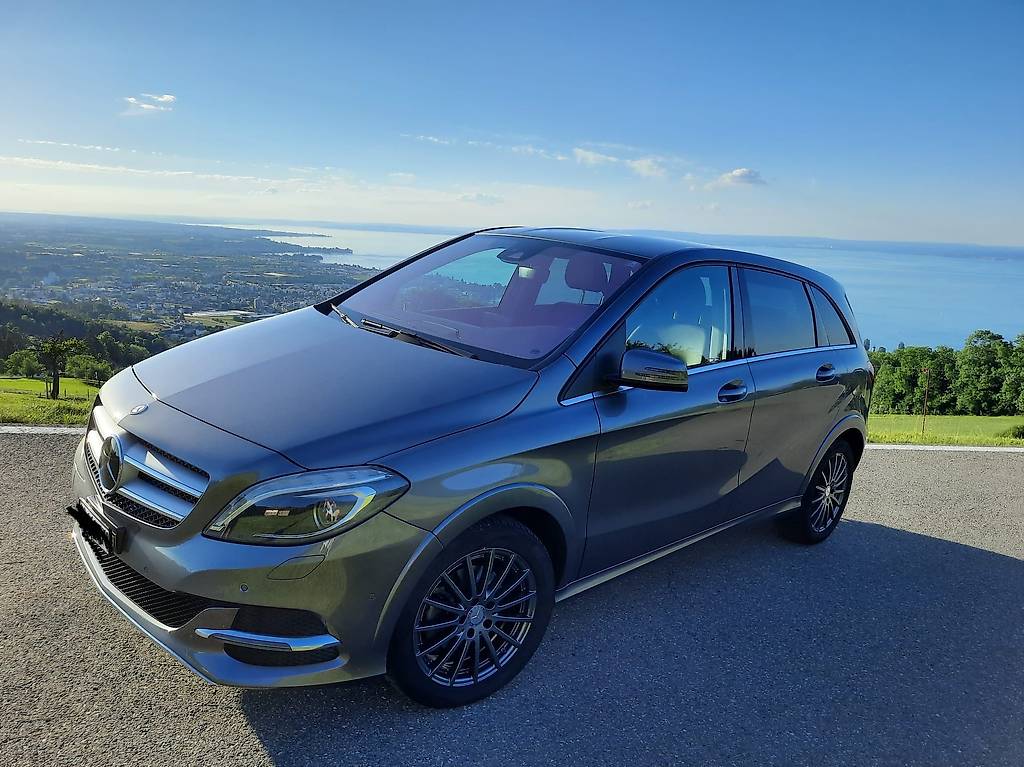 Mercedes Benz B Electric