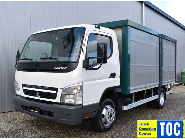 FUSO, Canter 6C15 Getränke, Getränkeaufbau