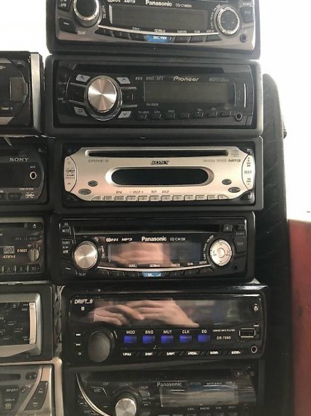 Diverse autoradios 1din mit aux, usb, bt,...