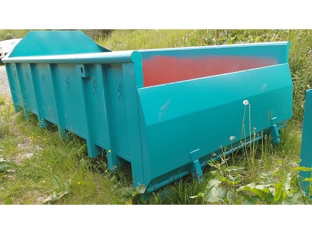 Abrollcontainer / Mulden