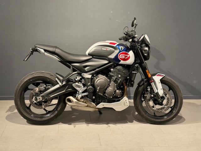 TRIUMPH Trident 660 Triple Tribute Edition