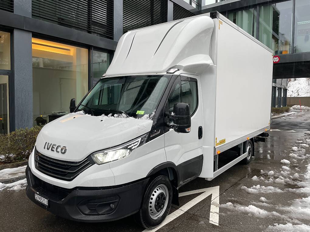 IVECO Daily 35 S 18H A8 V Kasten mit Hebebühne
