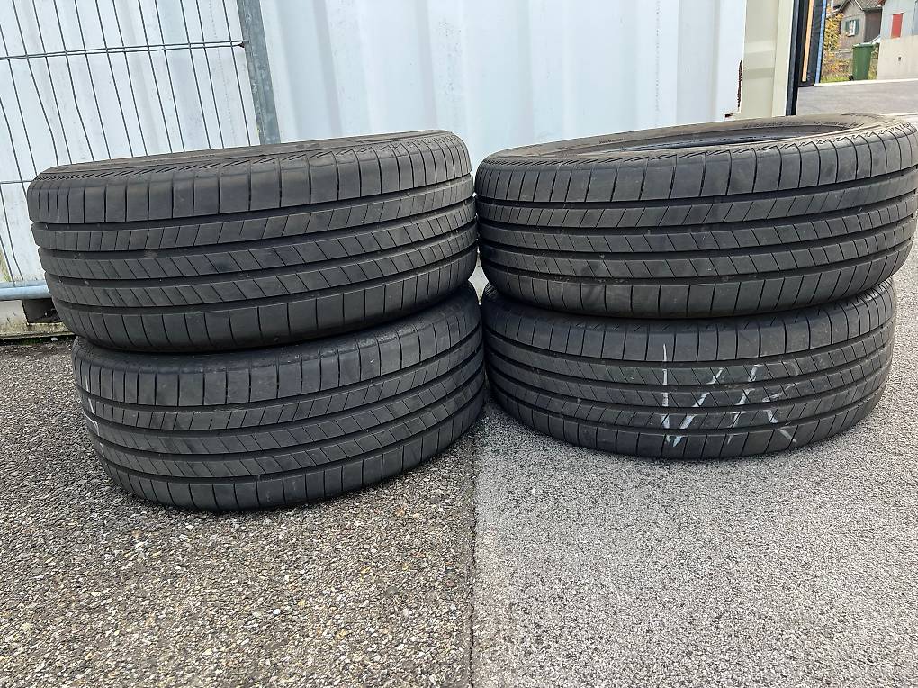 4XBridgestone 2X255/50R19/2X235/55R19 Sommer 2023