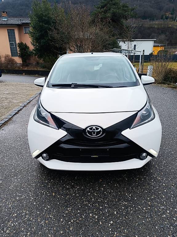 Toyota aygo 1.0 collaudata