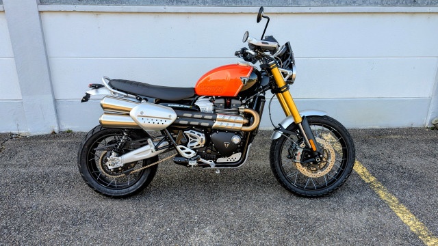 triumph scrambler 1200 xe
