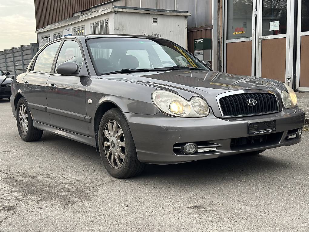 Hyundai Sonata 2700 V6 Automat