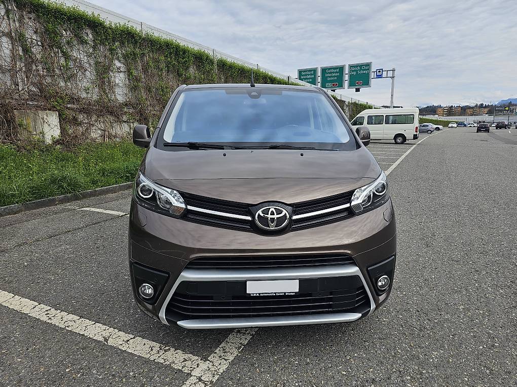 Toyota Proace Verso VIP