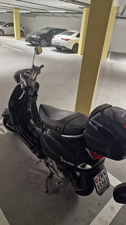 Vespa LXS 125
