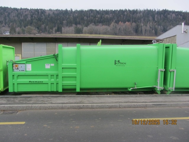 Compacteur HUSMANN 24 m3, Abrollcontainer / Mulden