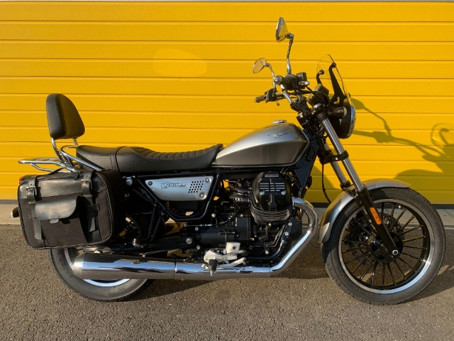 moto guzzi v9 roamer