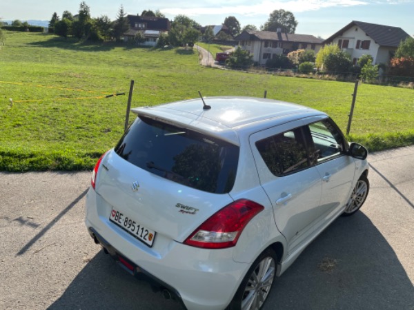 Suzuki Swift 1.6 Sport zu Vermieten ik. Vollkasko