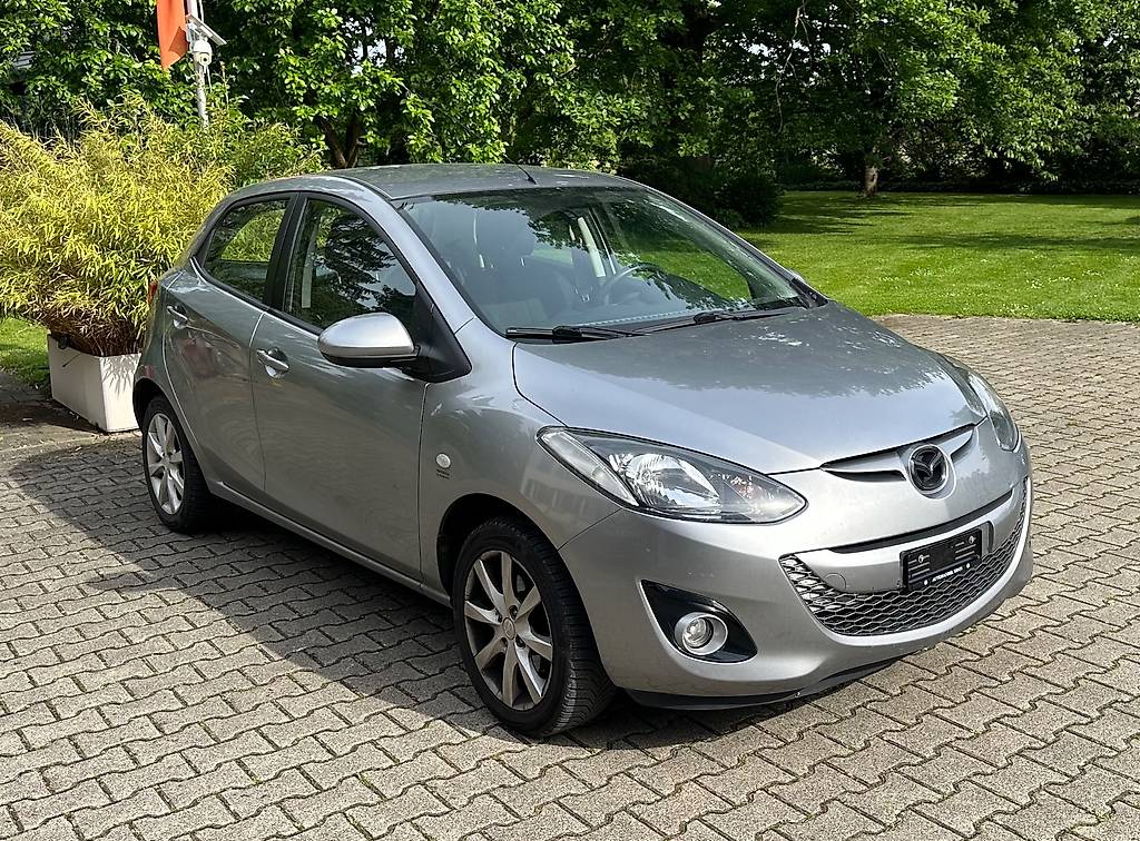 Mazda 2 1.5i [Frisch ab Service & MFK] 8fach bereift