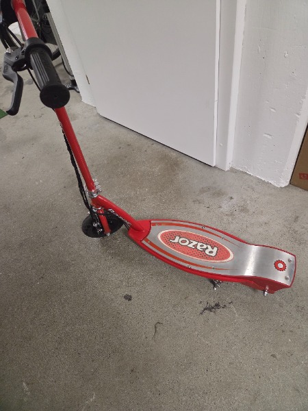 E-Scooter Razor E 100